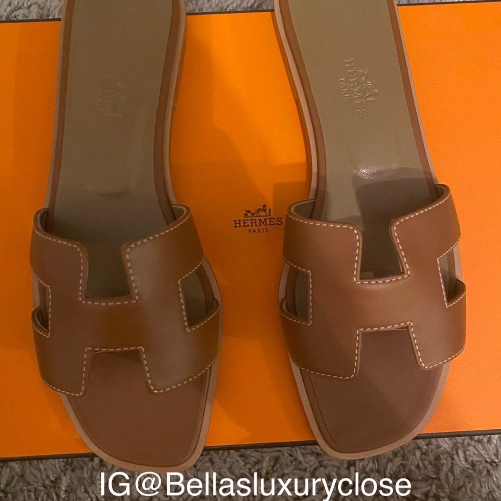 Hermès Oran Sandals